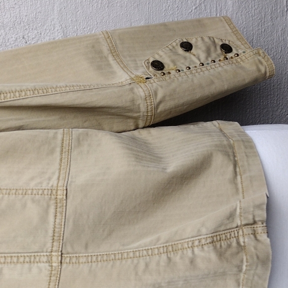 Zana Di Tan Embellished Long Sleeve Collarless Hook Front Below Waist Jacket - Picture 10 of 16